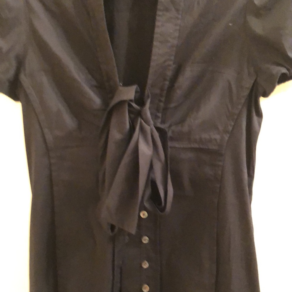 Dress. - Picture 3 of 7